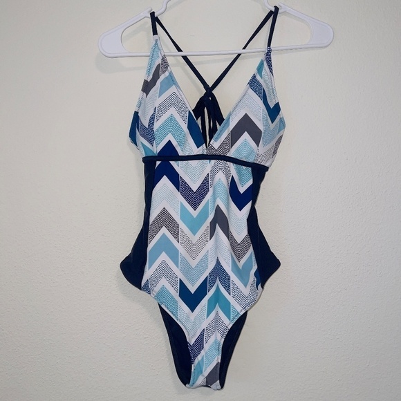 Cupshe Blue White Zig Zag Design One Piece Bathing Suit women's size medium - Picture 1 of 5